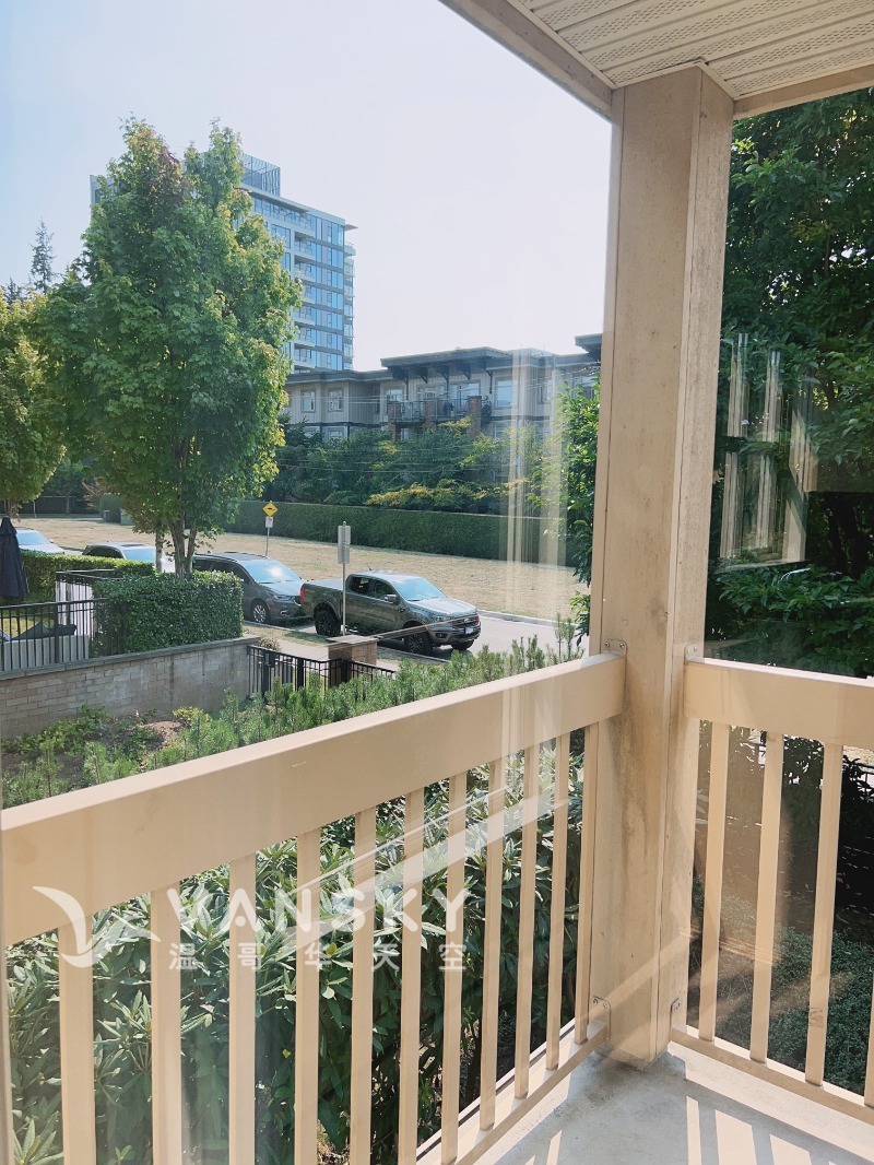 230914103207_UBC deck 1.JPG